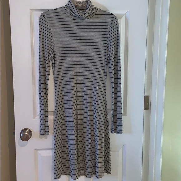 Long sleeve turtle neck striped dress - Picture 1 of 2